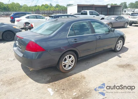 2006 Honda Accord 2.4 Ex из США, поврежденный, VIN 1HGCM56846A066812